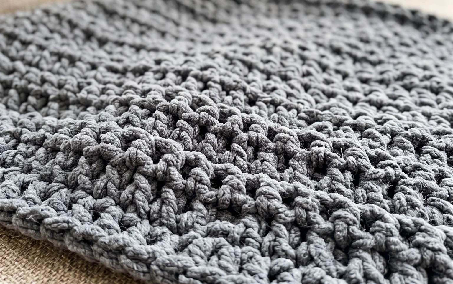 Easy Chunky Knit Look Blanket: Free Pattern and Tutorial
