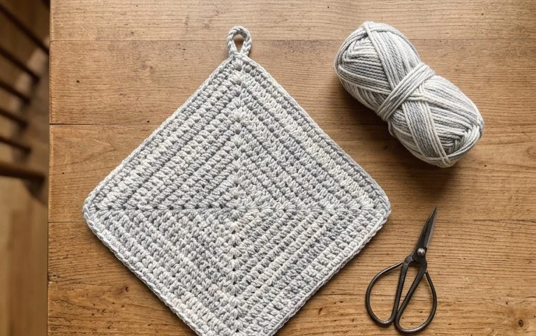 Magic Crochet Pot Holder: Free Beginner Pattern & Tutorial